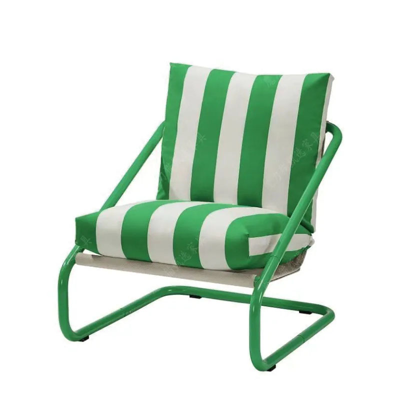 Minimalistyczne metalowe krzes – Outdoor Furniture Green recenzja i cena